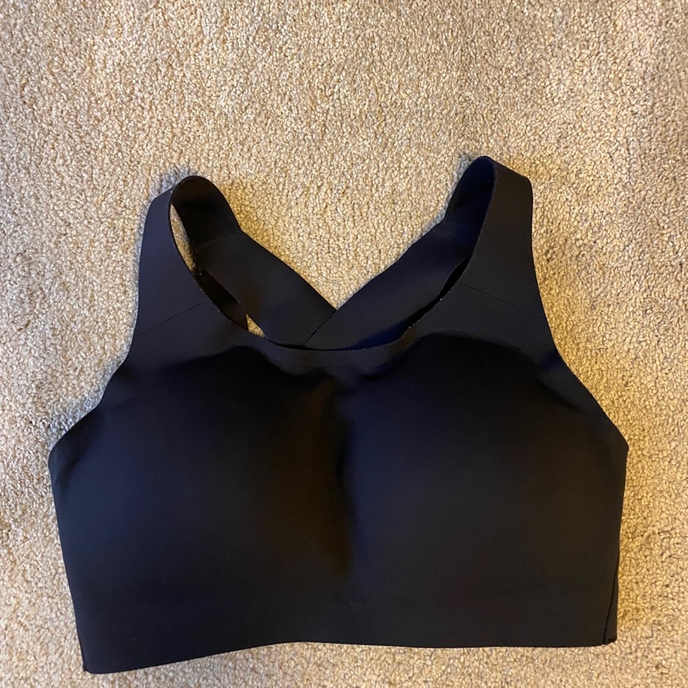 Lululemon enlite sports bra